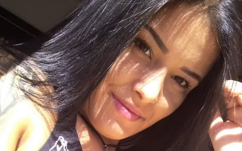 Empresária é morta a facadas por dívida de R$ 400 do irmão