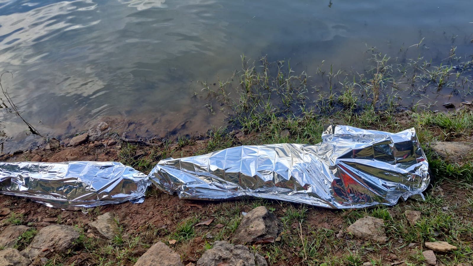 Adolescente sofre convulsão no Lago Corumbá, avó tenta salvar e ambos morrem afogados