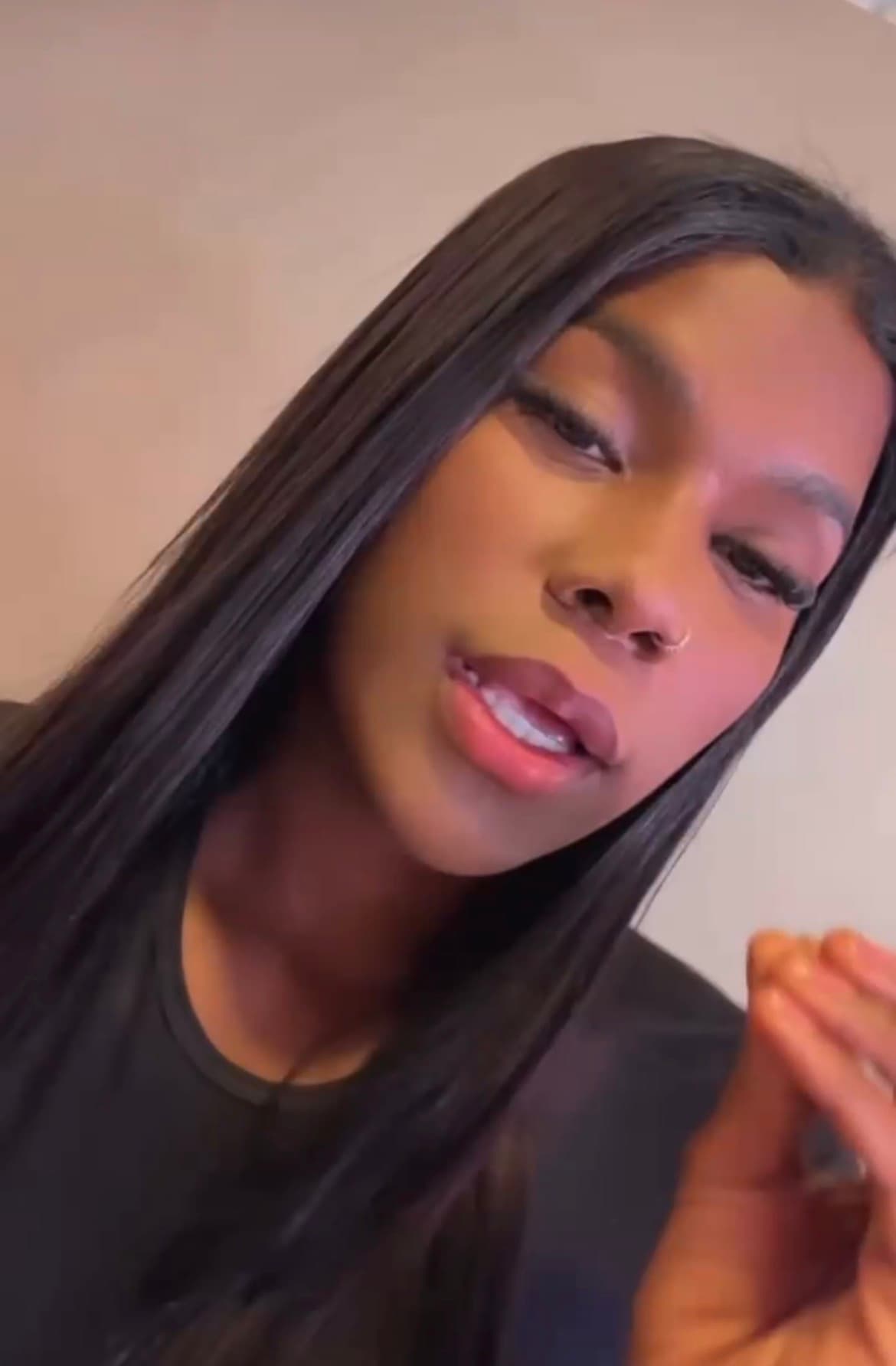 Jovem que denunciou irmão de Virginia desabafa após condenação por importunação sexual