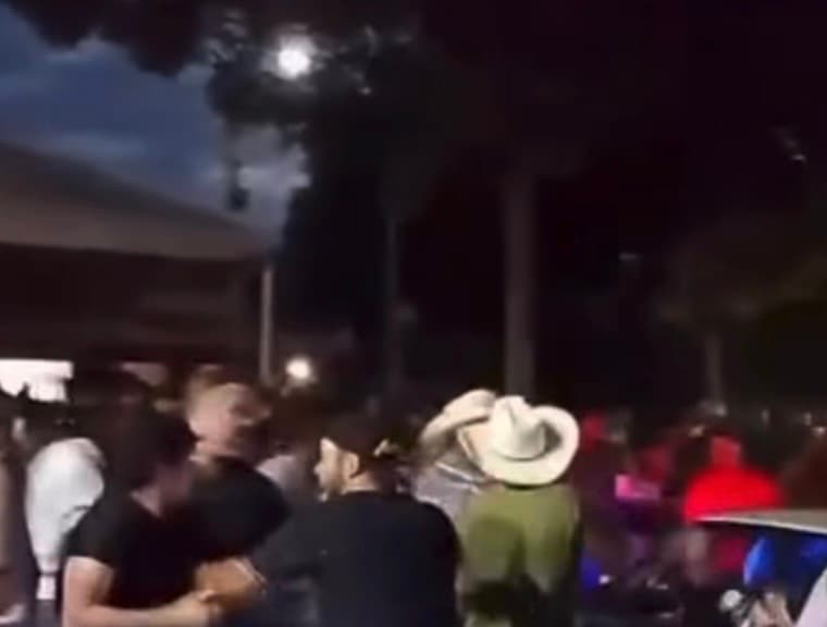 Briga generalizada tomou conta no encerramento da tradicional Cavalgada