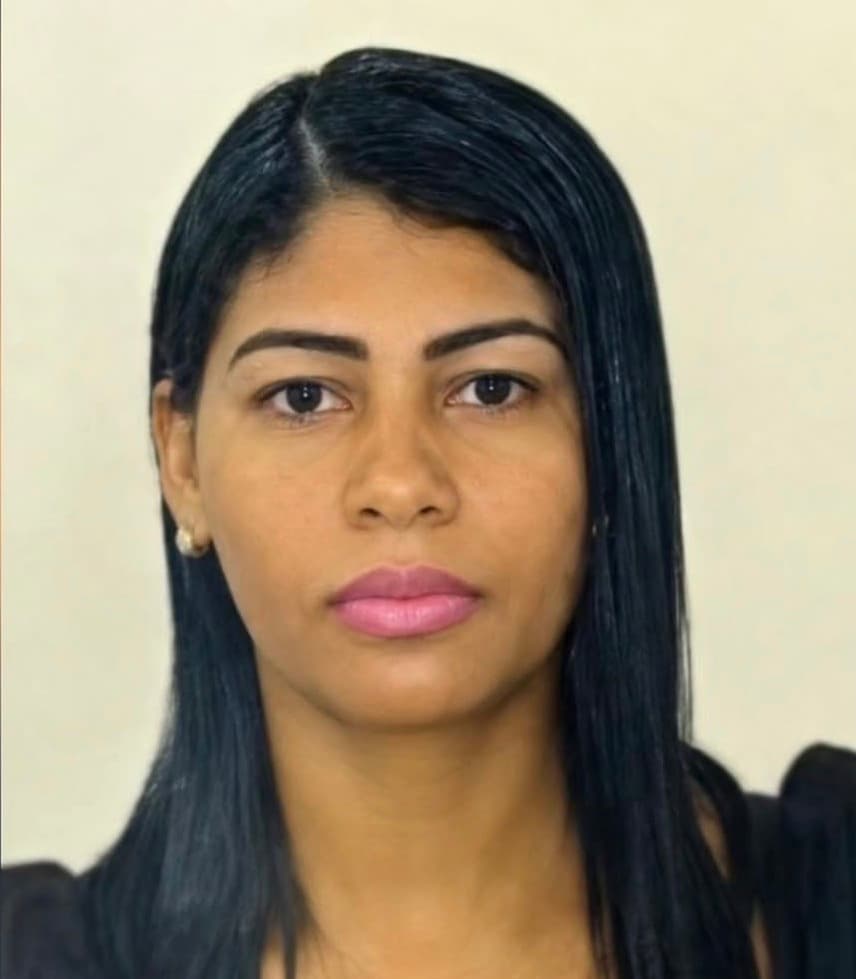 Mulher é morta após ser enforcada por companheiro na frente do filho de 10 anos