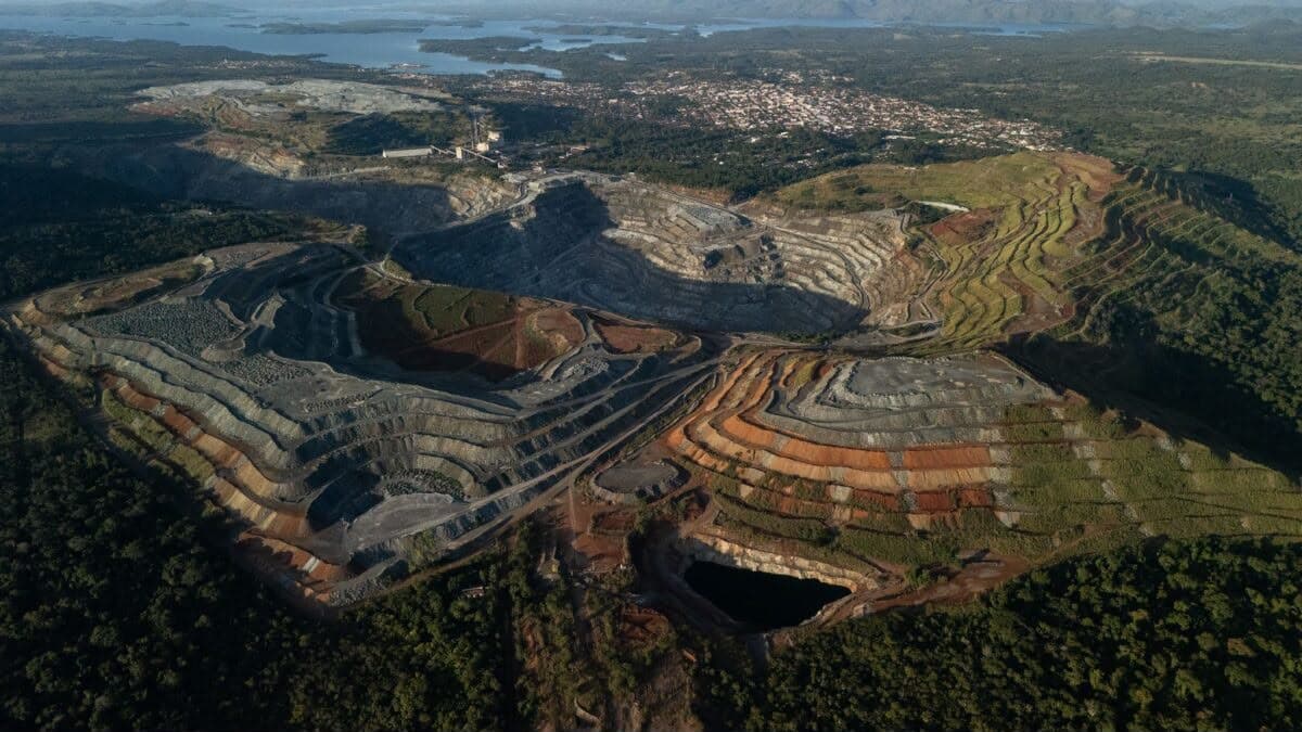 Deputados aprovam em definitivo política pública para exploração de terras raras em Goiás
