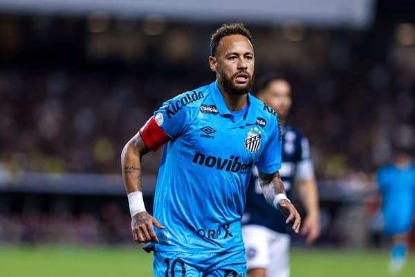 Neymar bate boca com dirigentes do Remo após vitória do Santos