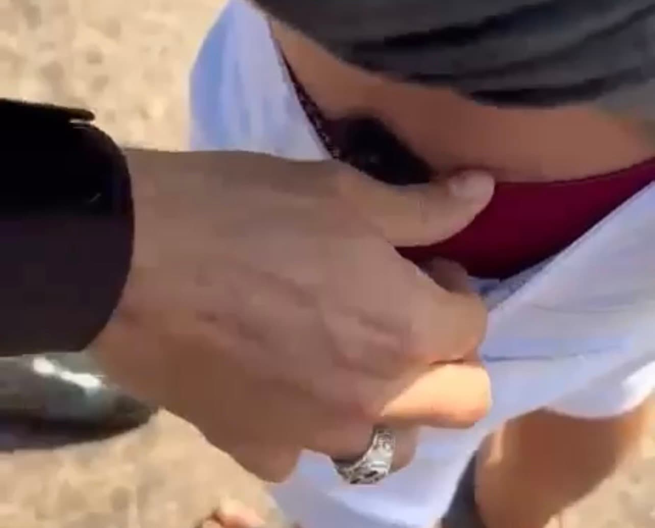 Homem usa criança para esconder arma de homicídio em ônibus e acaba preso