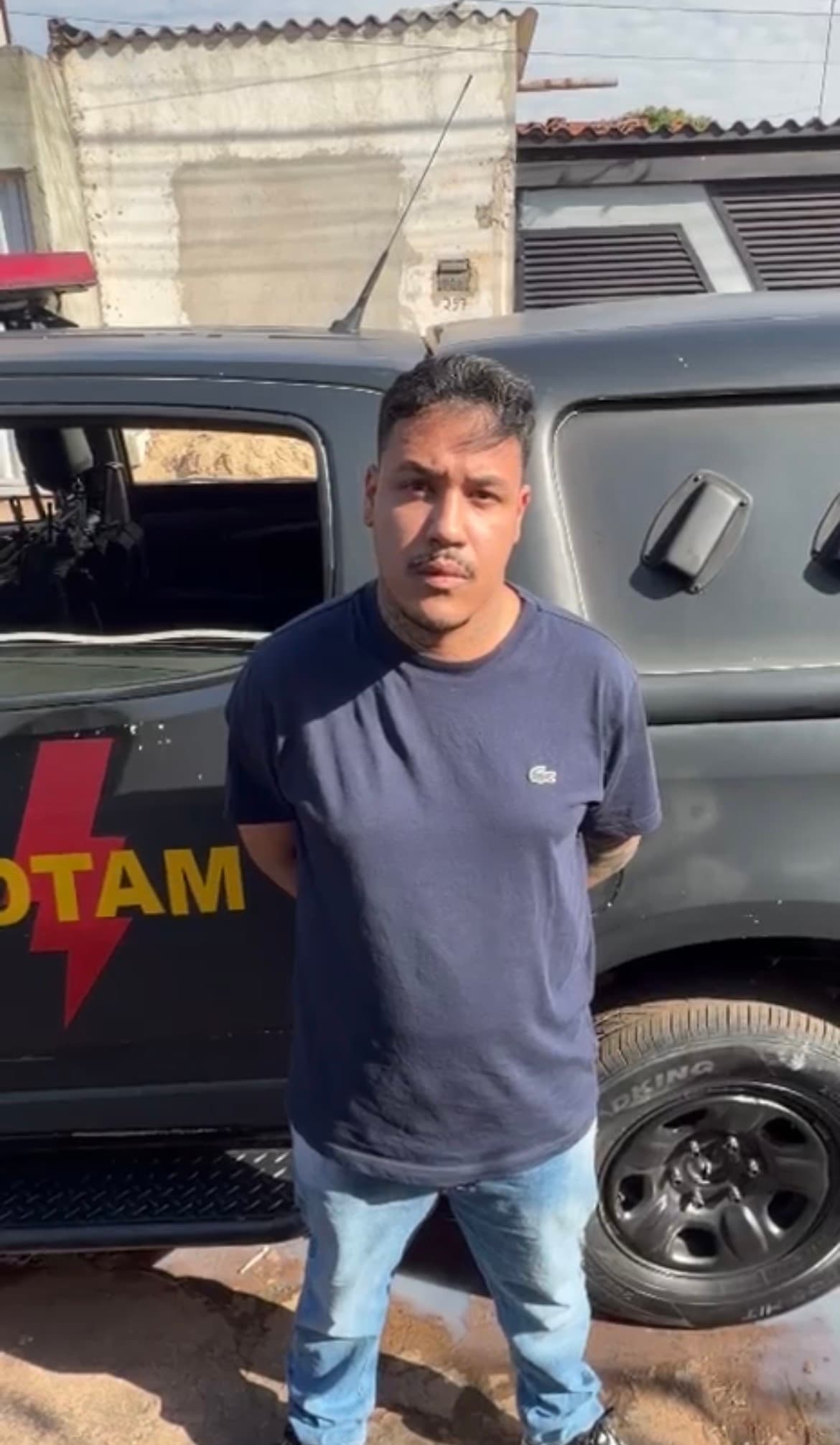 Suspeito compra arma em praça, comemora com disparo e cai nas garras da ROTAM: “Fiquei doido e atirei”