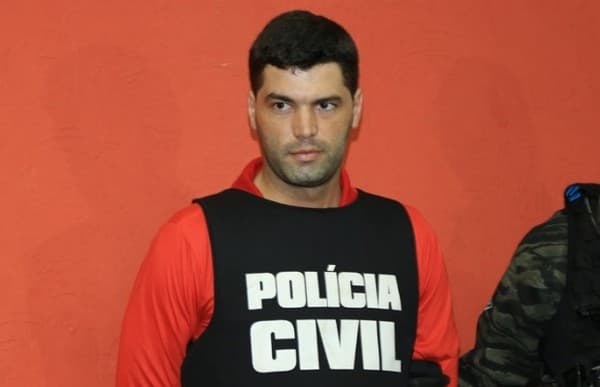 Cartas de amor e visitas íntimas: como serial killer de Goiânia despertava fascínio mesmo na prisão