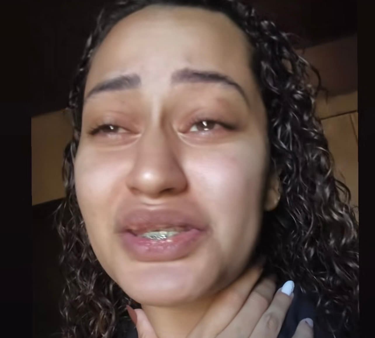 “Só quero justiça”, diz mulher acorrentada e amordaçada pelo ex-marido