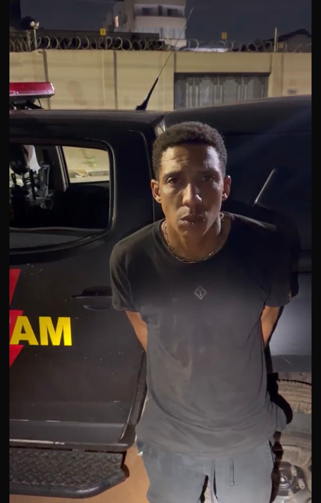 Trio tenta matar homem no Jardim América, usa carro de apoio e vai parar na cadeia