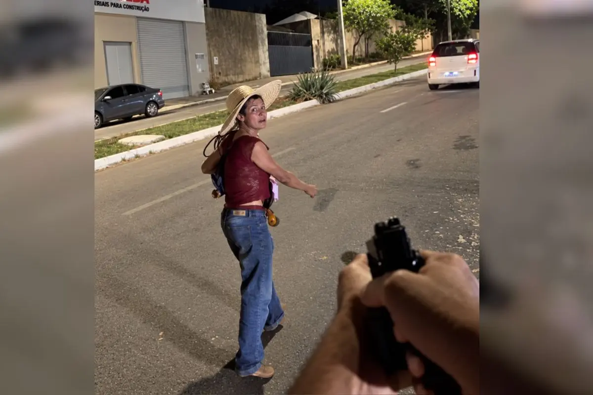 Delegado de folga flagra mulher com 27 passagens furtando caminhão em Goiânia