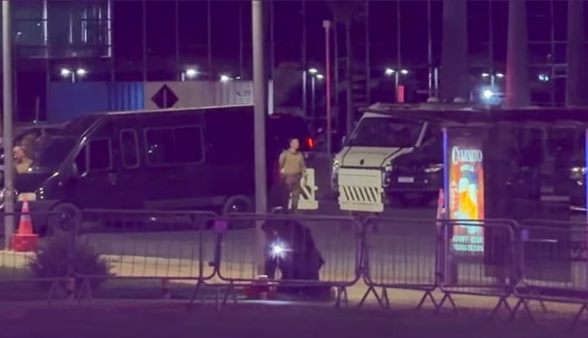 Homem é preso após tentar invadir STF; Esquadrão Antibombas foi acionado