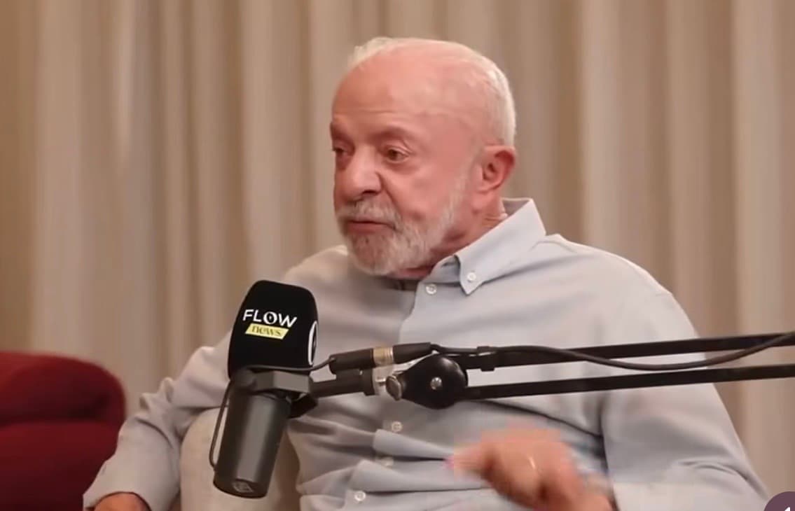 “Meu adversário é um vira-lata”, diz Lula sobre Flávio Bolsonaro; presidente chama Eduardo de “traidor da pátria”