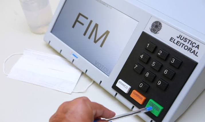 TRE-GO inicia força-tarefa para auditoria de urnas eletrônicas durante a votação em Goiás